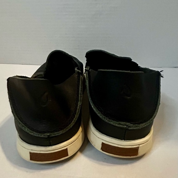 Olukai Black Leather Shoes Slip On Size 6.5 - Picture 2 of 5